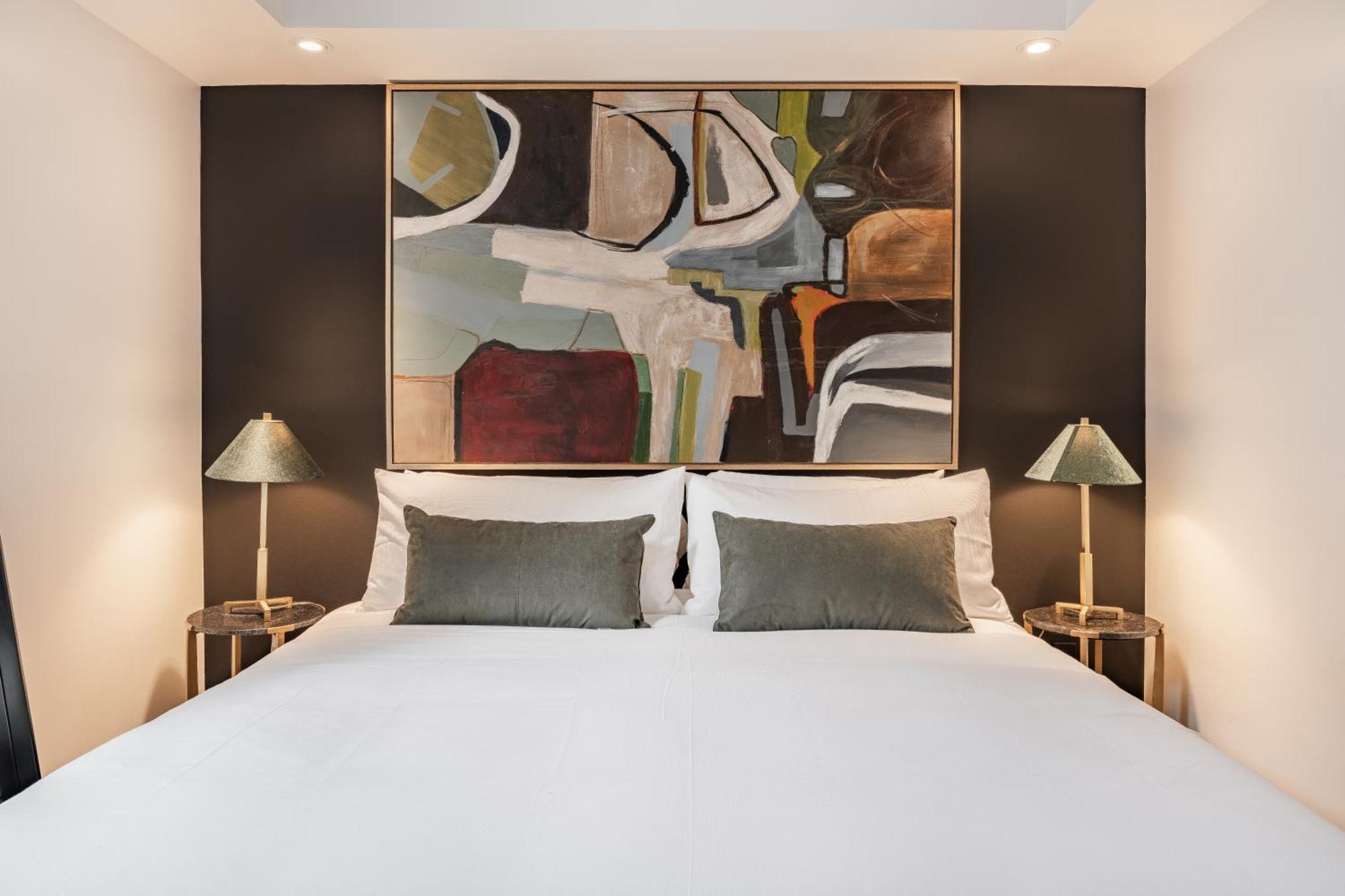 Westview Luxury Suites Оттава Екстер'єр фото