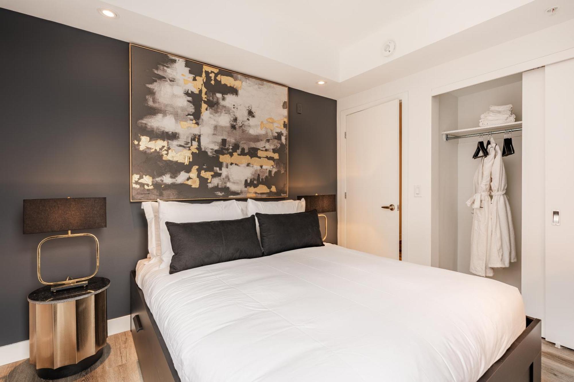 Westview Luxury Suites Оттава Екстер'єр фото
