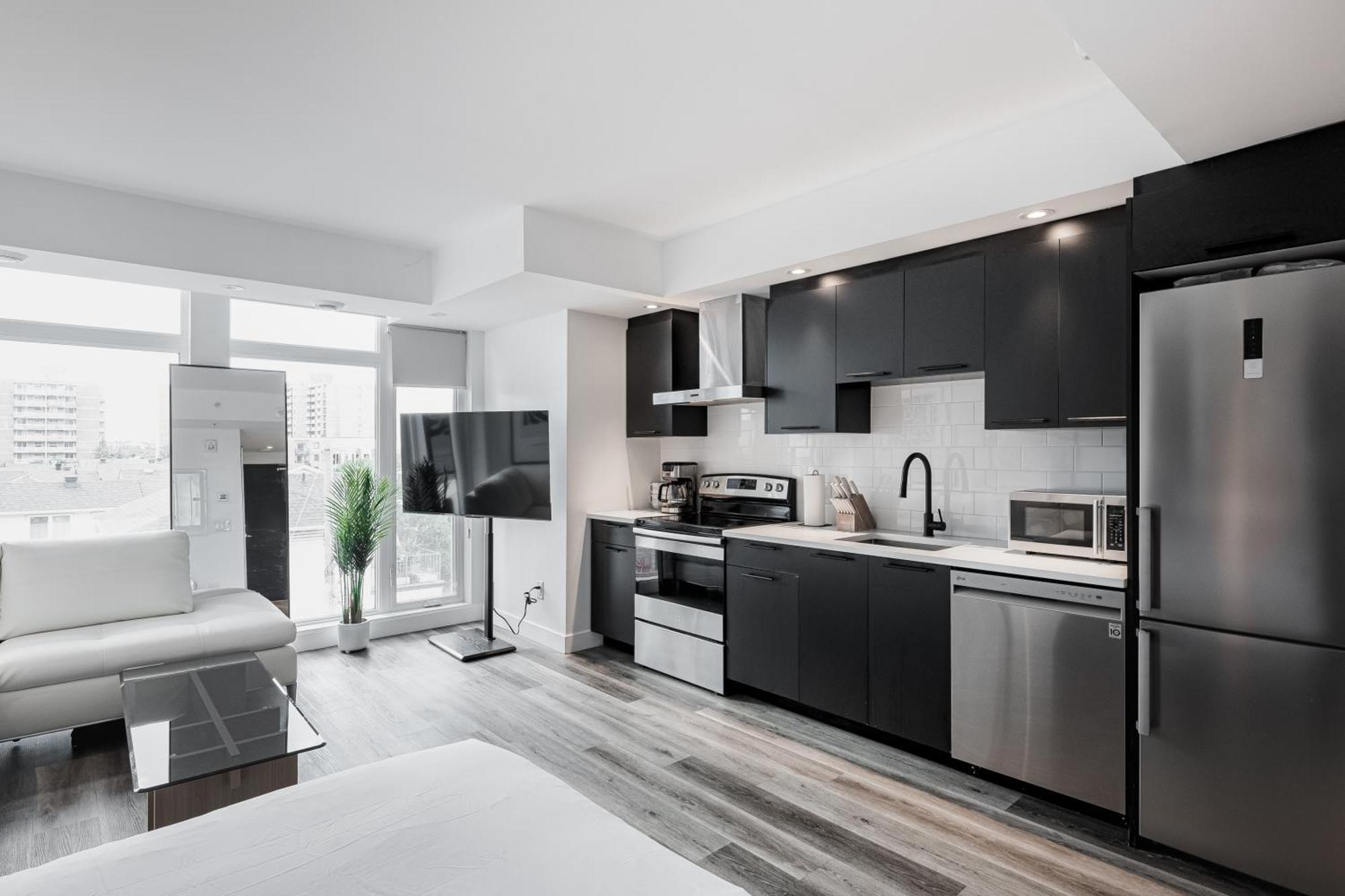 Westview Luxury Suites Оттава Екстер'єр фото