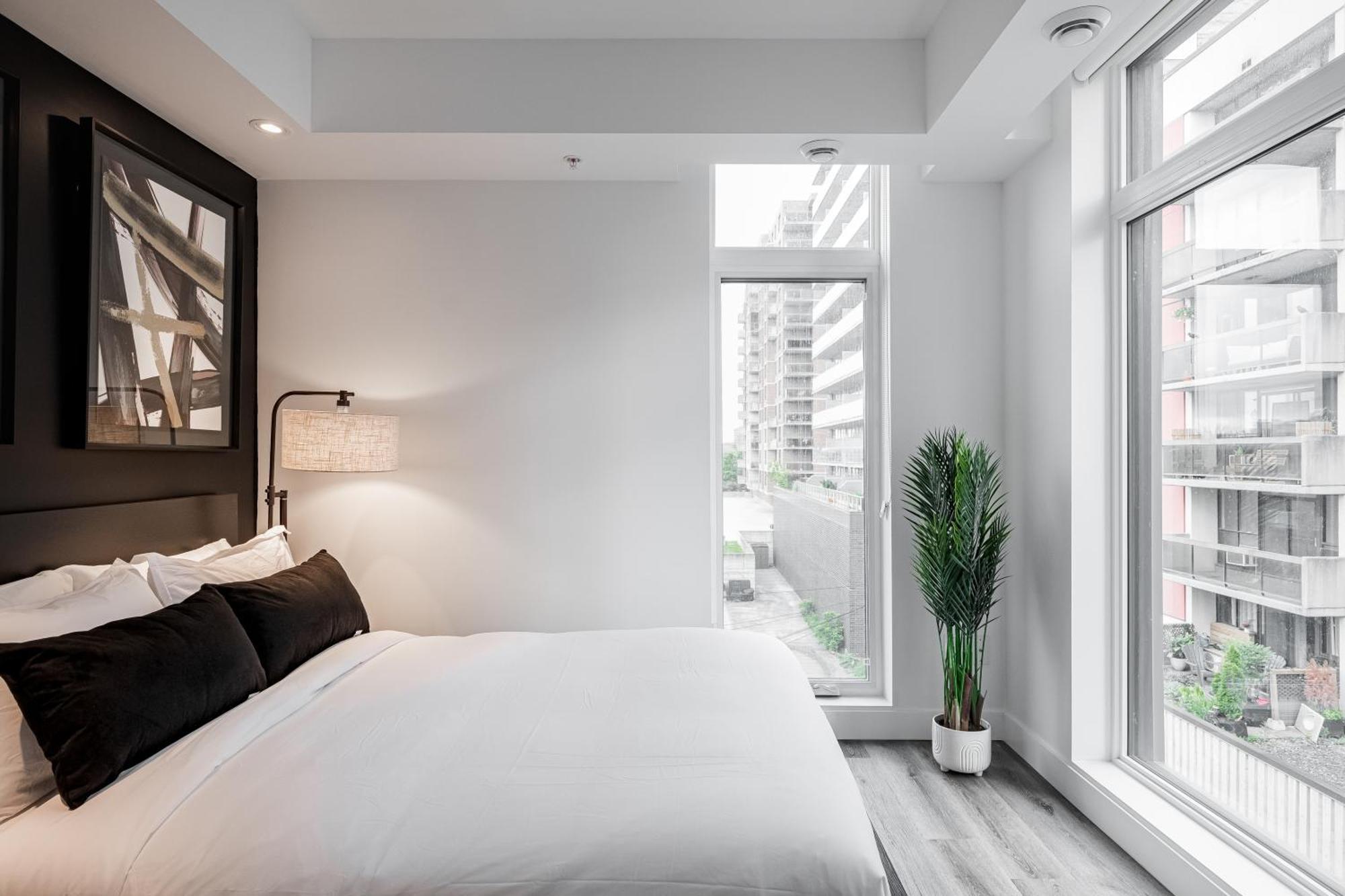 Westview Luxury Suites Оттава Екстер'єр фото