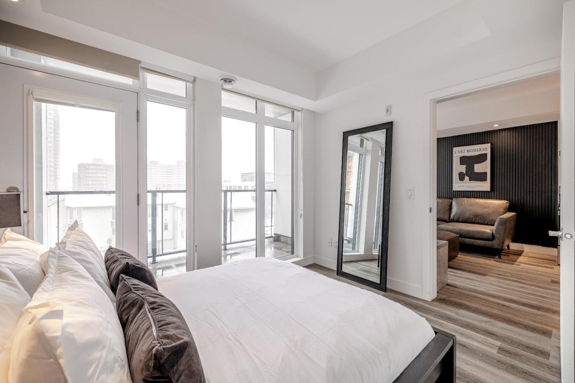 Westview Luxury Suites Оттава Екстер'єр фото