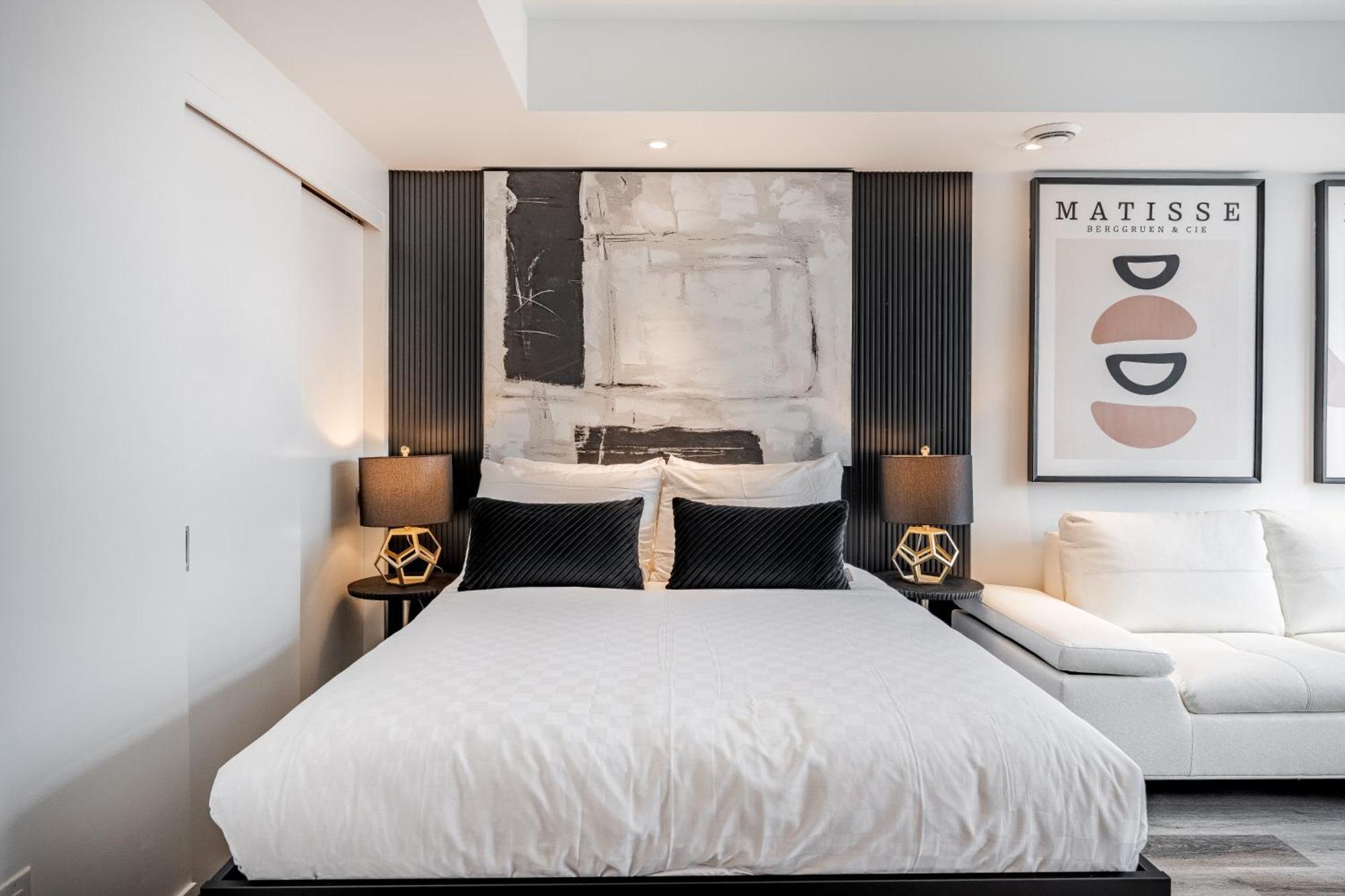 Westview Luxury Suites Оттава Екстер'єр фото