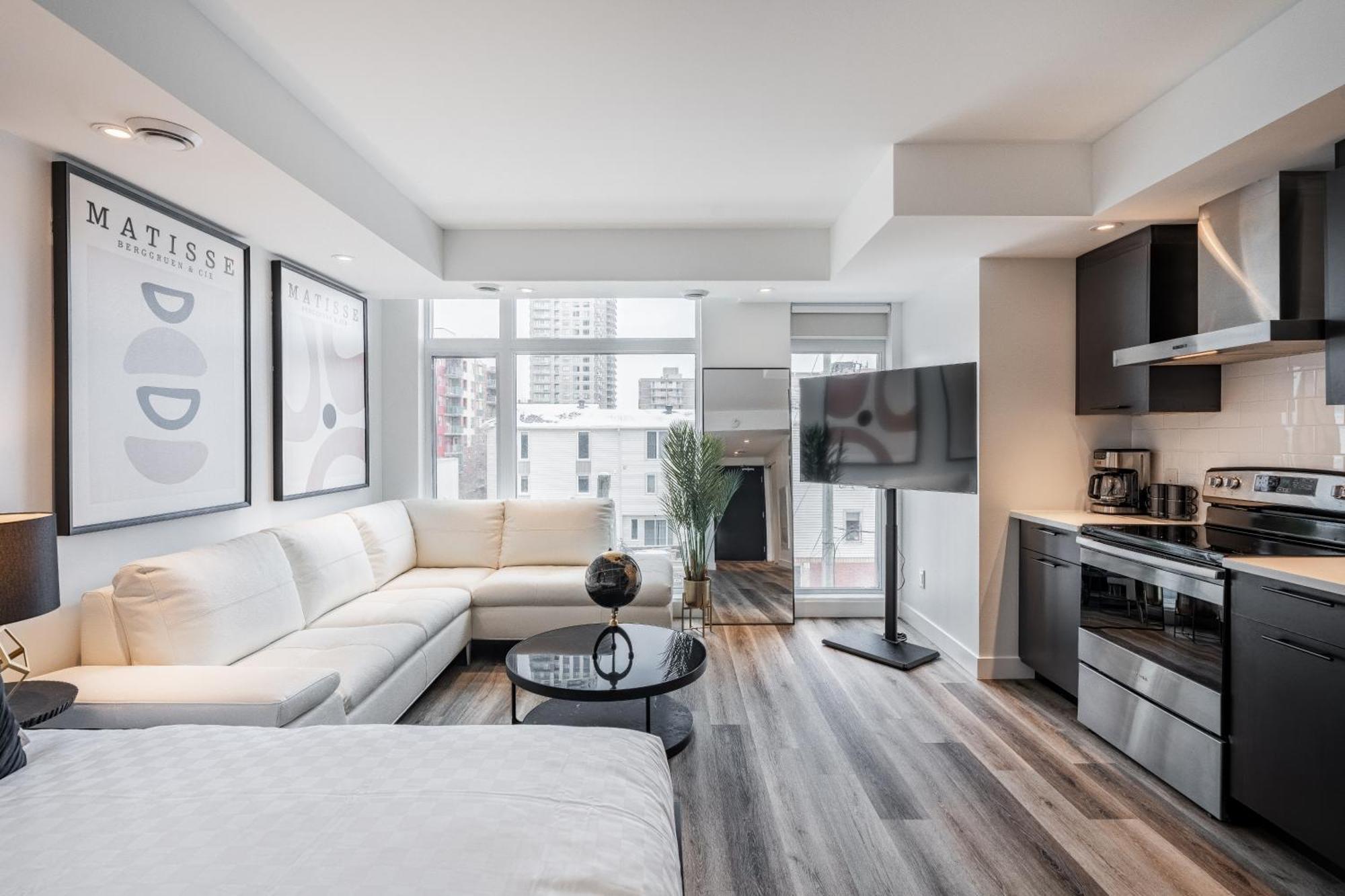 Westview Luxury Suites Оттава Екстер'єр фото