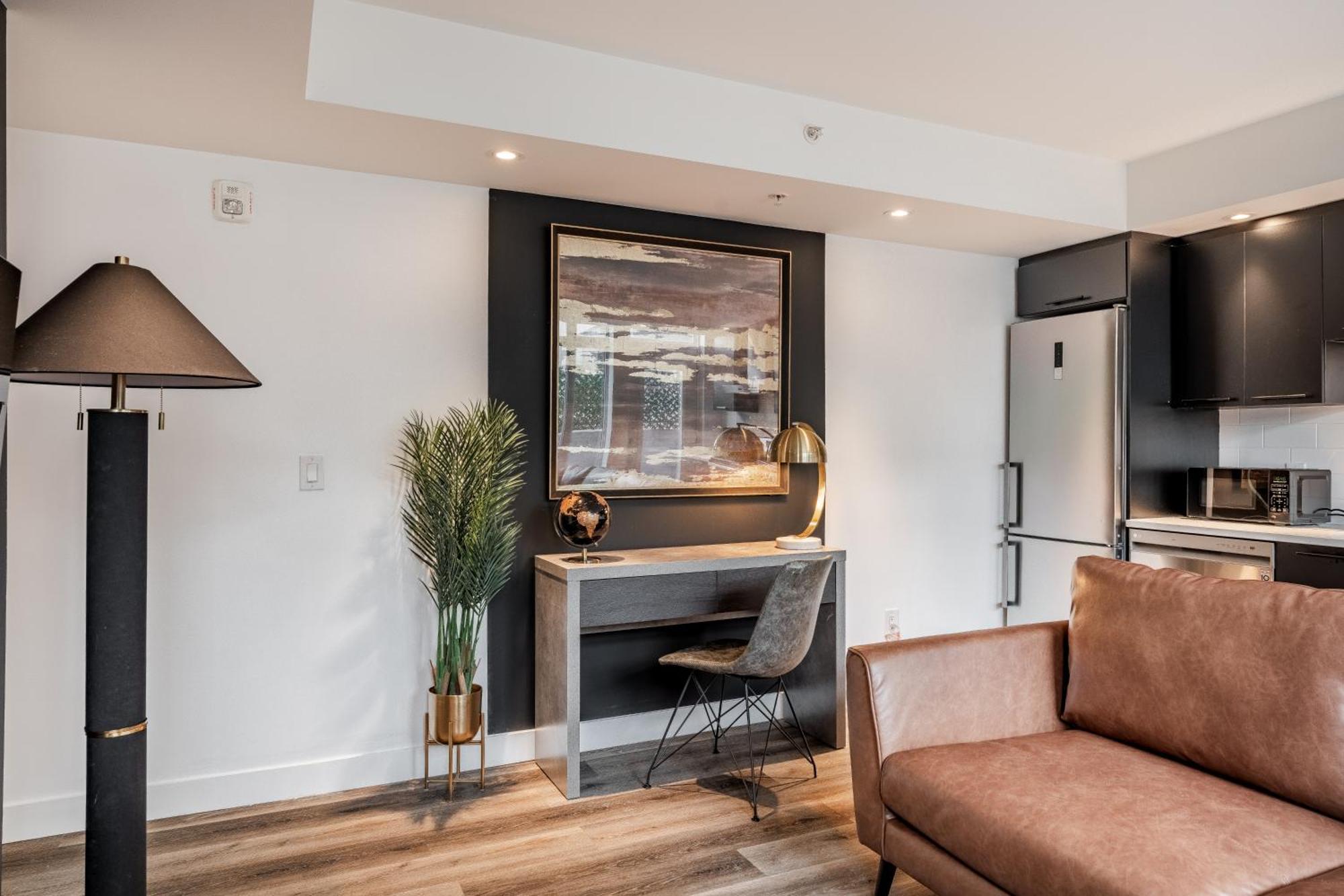Westview Luxury Suites Оттава Екстер'єр фото