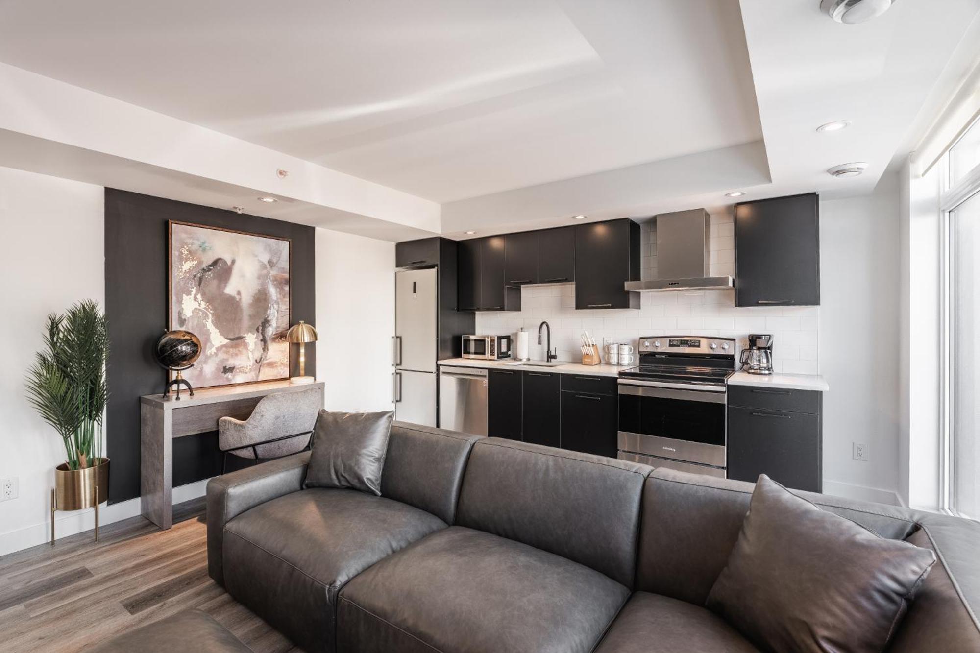 Westview Luxury Suites Оттава Екстер'єр фото